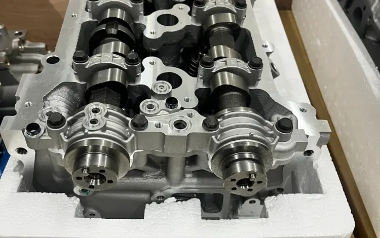 Новая Головка блока цилиндров Toyota 2TR-FE 1-VVT-i на впуске 2AZ-FE 2AR-FE за 300 000 тг. в Астана