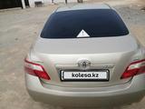 Toyota Camry 2007 года за 5 500 000 тг. в Актау – фото 2