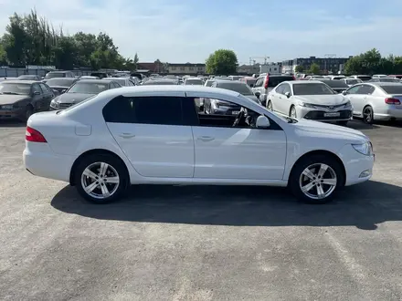 Skoda Superb 2013 года за 3 519 900 тг. в Алматы – фото 3