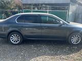 Skoda Superb 2014 года за 4 990 000 тг. в Семей – фото 2