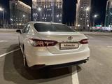 Toyota Camry 2019 года за 15 500 000 тг. в Туркестан – фото 4