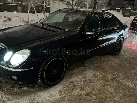 Mercedes-Benz E 500 2002 года за 6 000 000 тг. в Астана