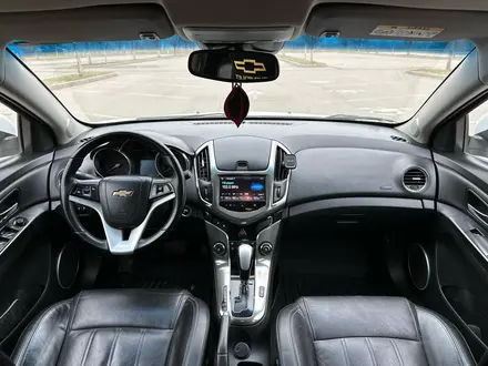 Chevrolet Cruze 2014 года за 5 300 000 тг. в Алматы – фото 14