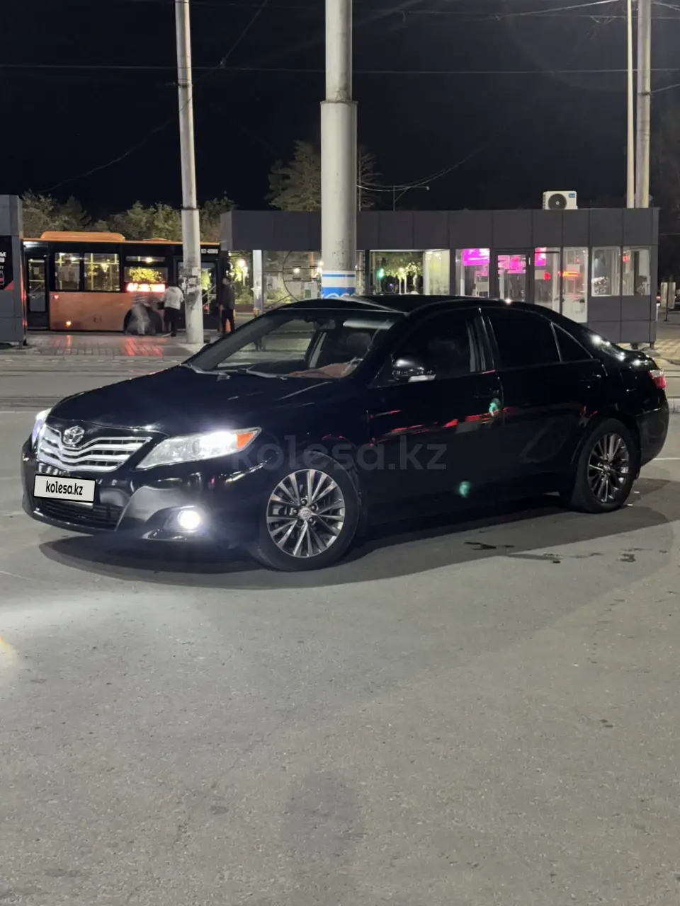 Toyota Camry, 2010