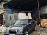 Mercedes-Benz E 230 1996 года за 2 500 000 тг. в Жезказган