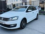 Volkswagen Polo 2018 года за 5 350 000 тг. в Караганда – фото 2