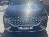 Hyundai Santa Fe 2022 года за 14 800 000 тг. в Караганда