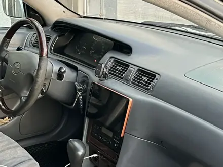 Toyota Camry 2000 года за 5 400 000 тг. в Шымкент – фото 11