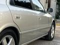 Toyota Camry 2000 года за 5 400 000 тг. в Шымкент – фото 9