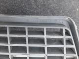 Решётка радиатора Mercedes W210үшін12 000 тг. в Семей – фото 3