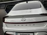 Hyundai Sonata 2021 годаүшін9 500 000 тг. в Алматы – фото 3