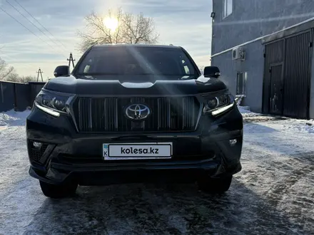 Toyota Land Cruiser Prado 2022 года за 39 000 000 тг. в Актобе