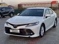 Toyota Camry 2020 года за 14 000 000 тг. в Атырау