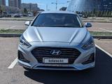 Hyundai Sonata 2017 года за 8 900 000 тг. в Астана