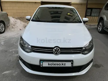 Volkswagen Polo 2014 года за 5 500 000 тг. в Актау – фото 2