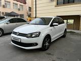 Volkswagen Polo 2014 года за 5 500 999 тг. в Актау