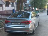 Hyundai Sonata 2015 года за 6 000 000 тг. в Тараз – фото 2