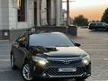 Toyota Camry 2015 годаfor11 900 000 тг. в Алматы