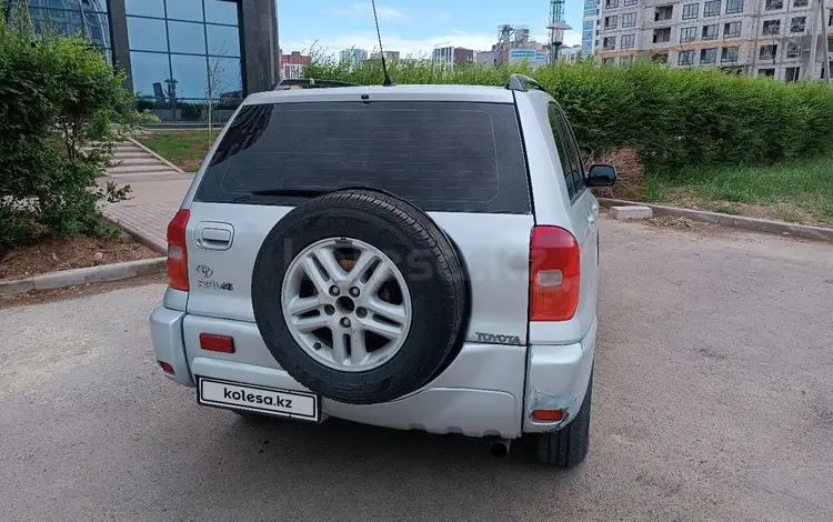 Toyota RAV4 2002 годаfor4 500 000 тг. в Астана