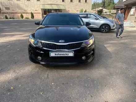 Kia K5 2016 года за 6 450 000 тг. в Алматы