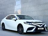 Toyota Camry 2022 годаүшін14 500 000 тг. в Астана – фото 2