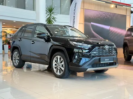 Toyota RAV4 Luxe 2025 года за 21 490 000 тг. в Астана