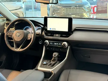 Toyota RAV4 Luxe 2025 года за 21 490 000 тг. в Астана – фото 5