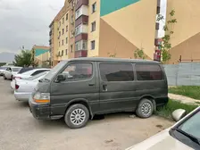 Toyota HiAce, 1992