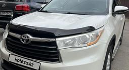 Toyota Highlander 2014 года за 13 000 000 тг. в Алматы