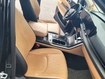 Kia Carnival 2022 года за 20 500 000 тг. в Шымкент – фото 9