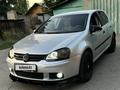 Volkswagen Golf 2005 годаүшін3 000 000 тг. в Алматы