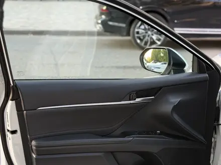 Toyota Camry 2021 года за 14 500 000 тг. в Астана – фото 10
