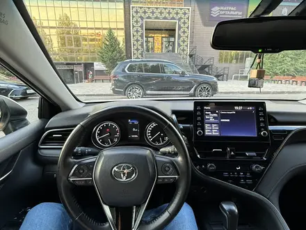 Toyota Camry 2021 года за 14 500 000 тг. в Астана – фото 12