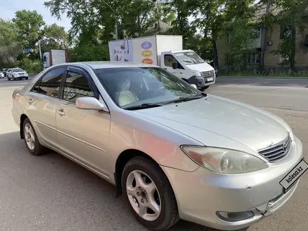 Toyota Camry 2004 года за 5 500 000 тг. в Усть-Каменогорск – фото 2