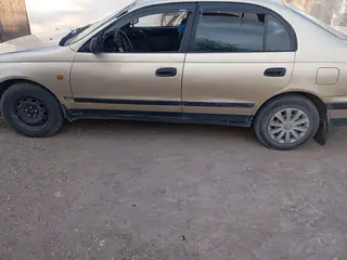 Toyota Carina E