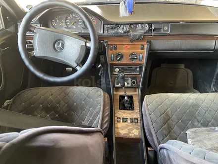 Mercedes-Benz E 230 1989 года за 750 000 тг. в Шымкент – фото 3
