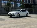 Toyota Camry 2023 года за 14 800 000 тг. в Актобе – фото 5
