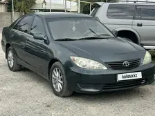 Toyota Camry, 2005