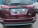 Toyota RAV4 2017 года за 12 600 000 тг. в Усть-Каменогорск