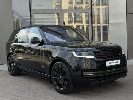 Land Rover Range Rover 2023 года за 82 900 000 тг. в Алматы – фото 3