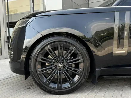 Land Rover Range Rover 2023 года за 82 900 000 тг. в Алматы – фото 8