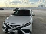 Toyota Camry 2021 года за 15 000 000 тг. в Алматы – фото 2