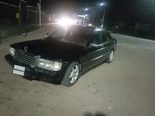 Mercedes-Benz 190, 1992