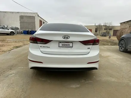 Hyundai Elantra 2018 года за 4 700 000 тг. в Актау – фото 5