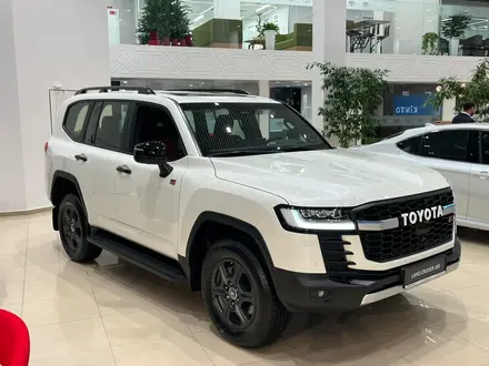 Toyota Land Cruiser GR Sport 2025 года за 68 770 500 тг. в Алматы