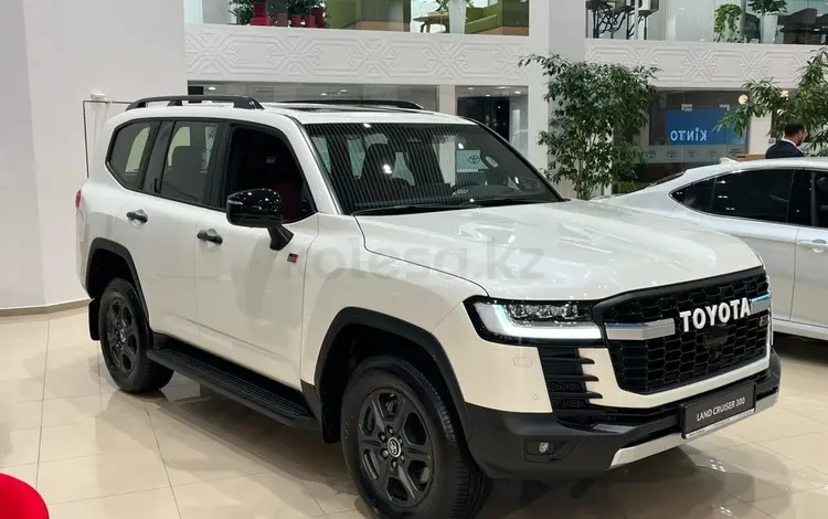 Toyota Land Cruiser GR Sport 2025 годаүшін68 770 500 тг. в Алматы