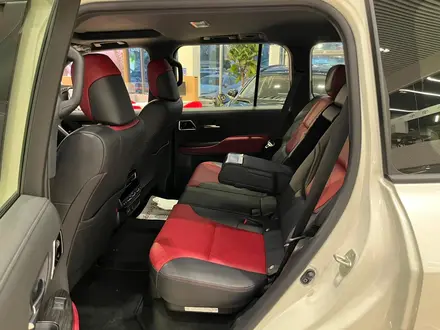 Toyota Land Cruiser GR Sport 2025 года за 68 770 500 тг. в Алматы – фото 7
