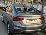 Hyundai Accent 2017 годаfor6 800 000 тг. в Алматы – фото 4