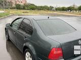 Volkswagen Jetta 2003 года за 2 100 000 тг. в Актау – фото 4