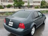 Volkswagen Jetta 2003 года за 2 100 000 тг. в Актау – фото 5